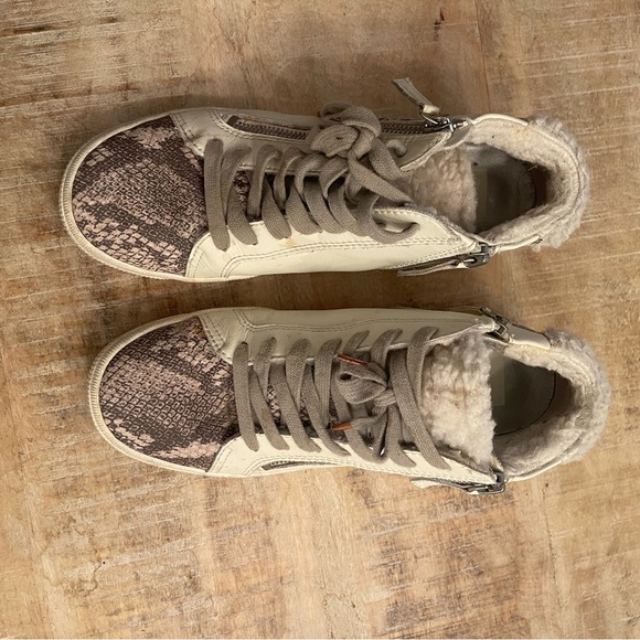 Dolce Vita High Top Sneakers - Picture 7 of 8